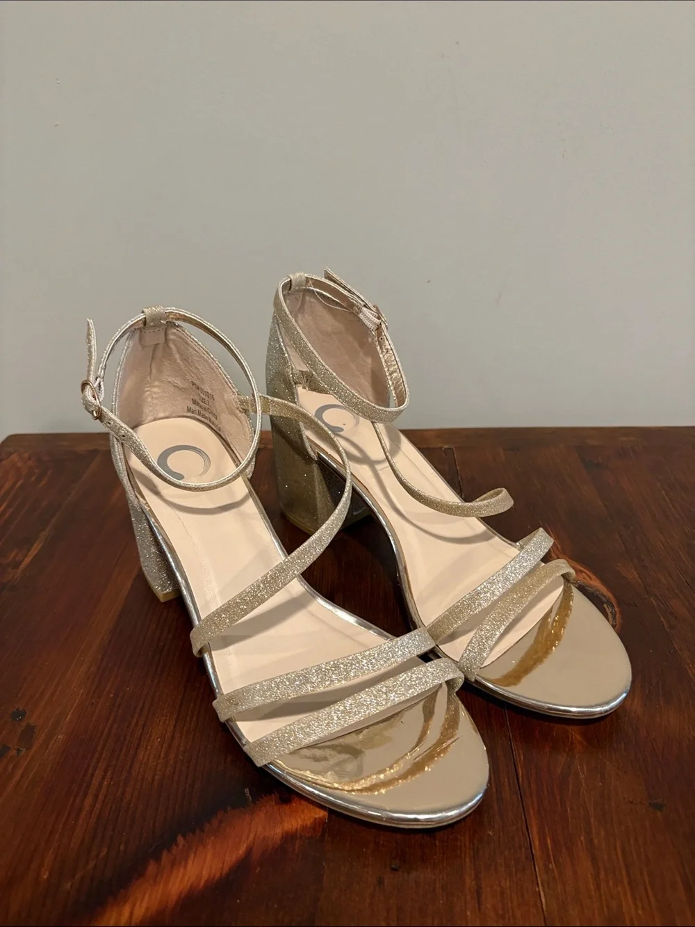 Journee Collection Bella Block Heel Dress Shoes Size 7